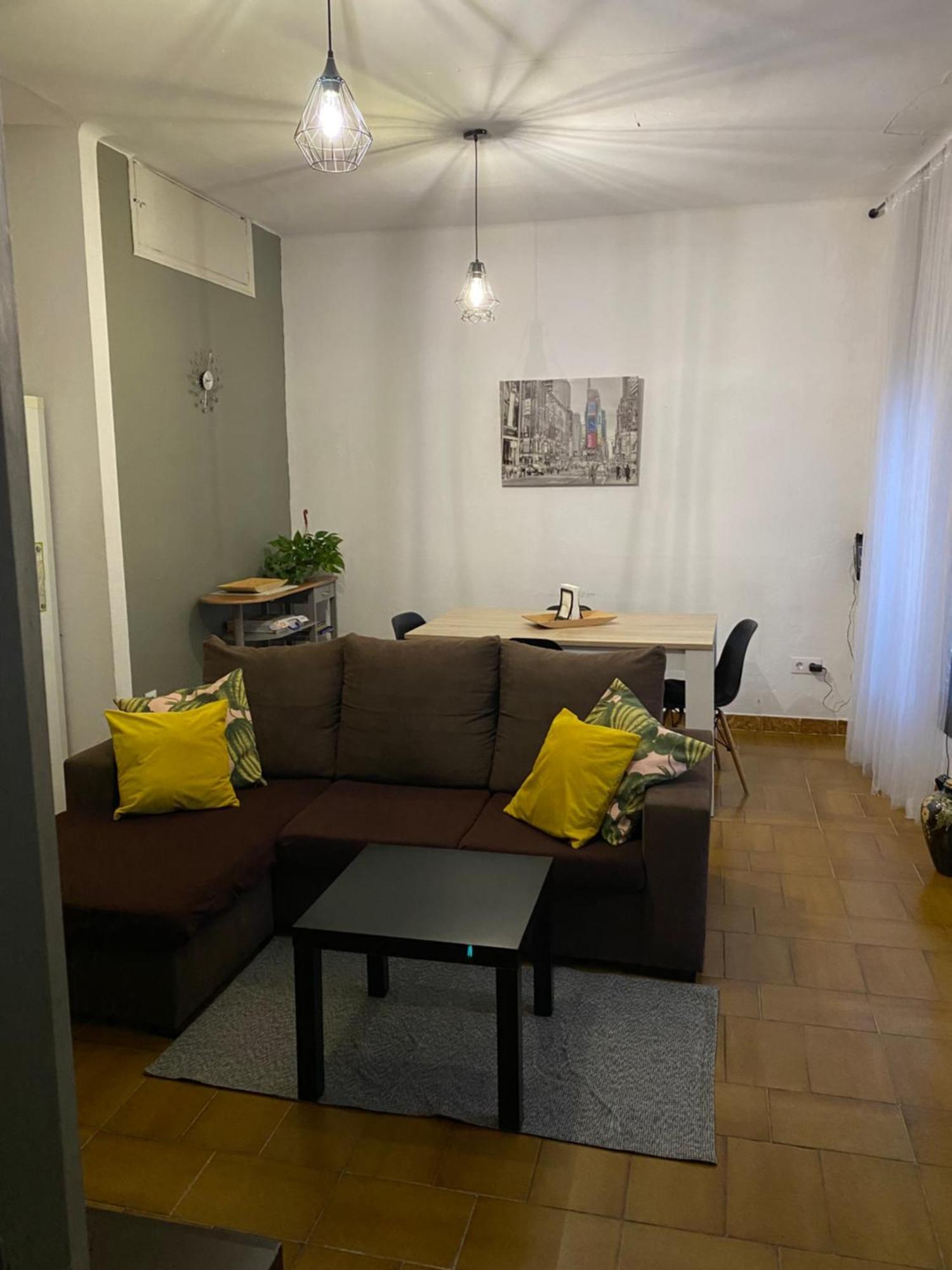 Apartamento Felicitat フィゲラス エクステリア 写真