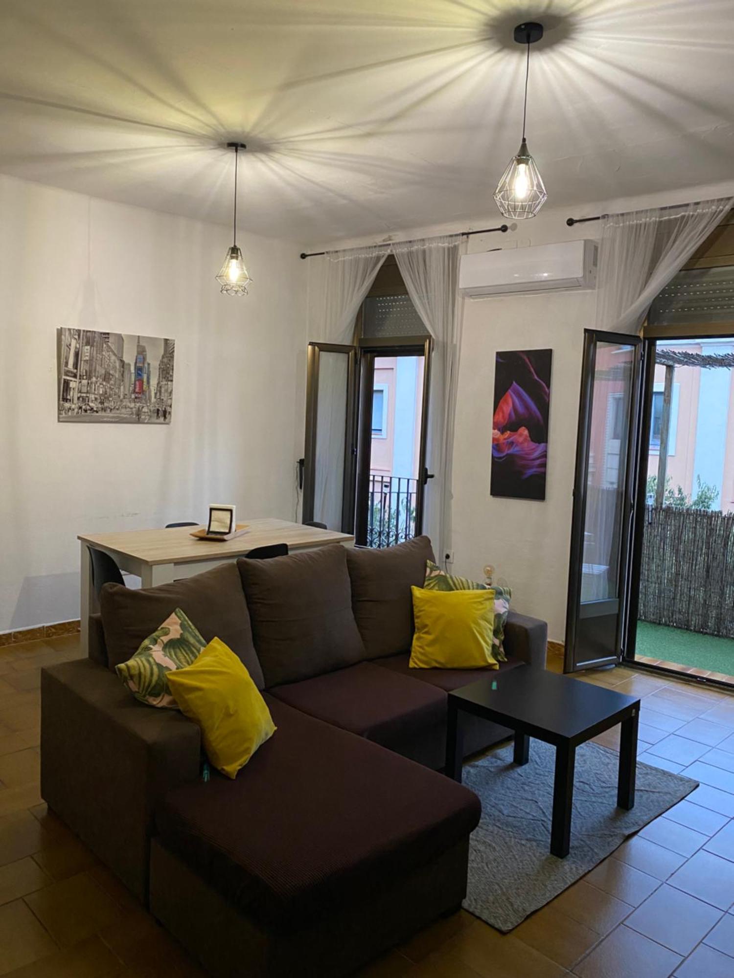 Apartamento Felicitat フィゲラス エクステリア 写真